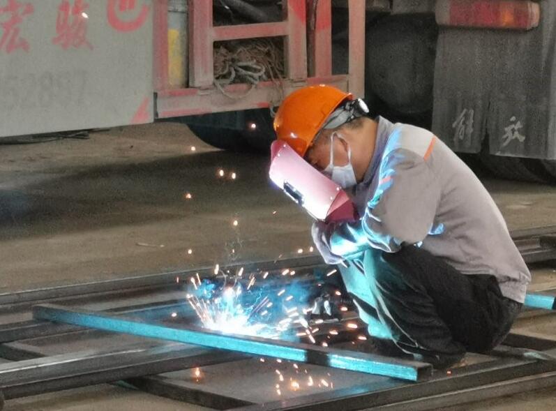 求精英雄——車(chē)間是他們奮斗的戰場(chǎng)
